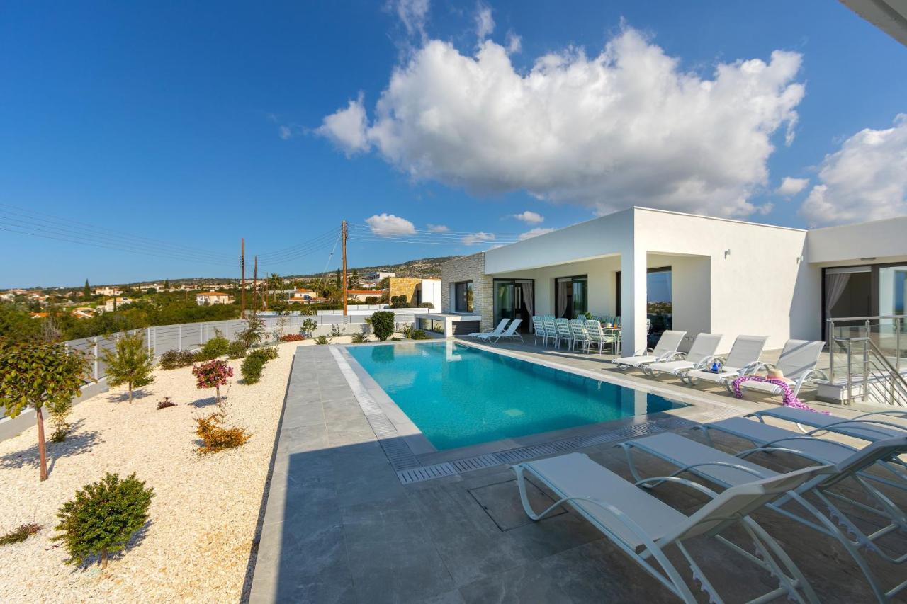Villa Pleiades Paphos Exterior photo