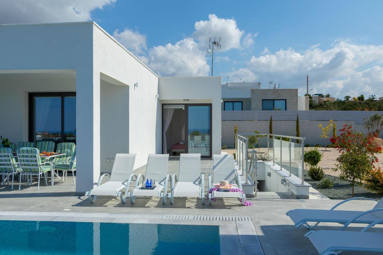 Villa Pleiades Paphos Exterior photo